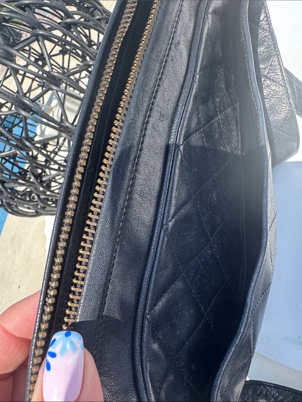 CHANEL Black Quilted Leather Shoulder Baguette with Embossed CC - Picture 4 of 10